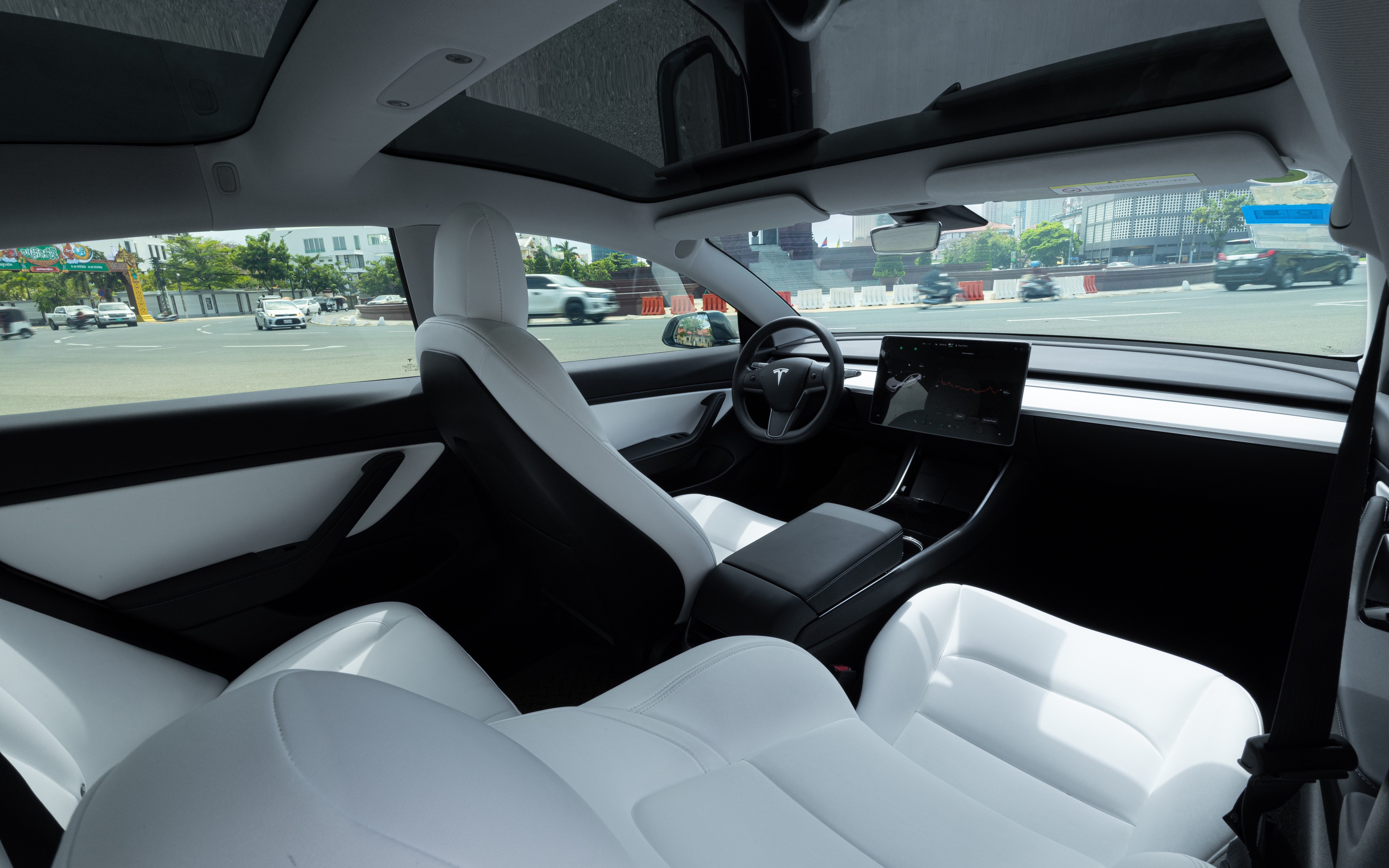 Tesla X car seat