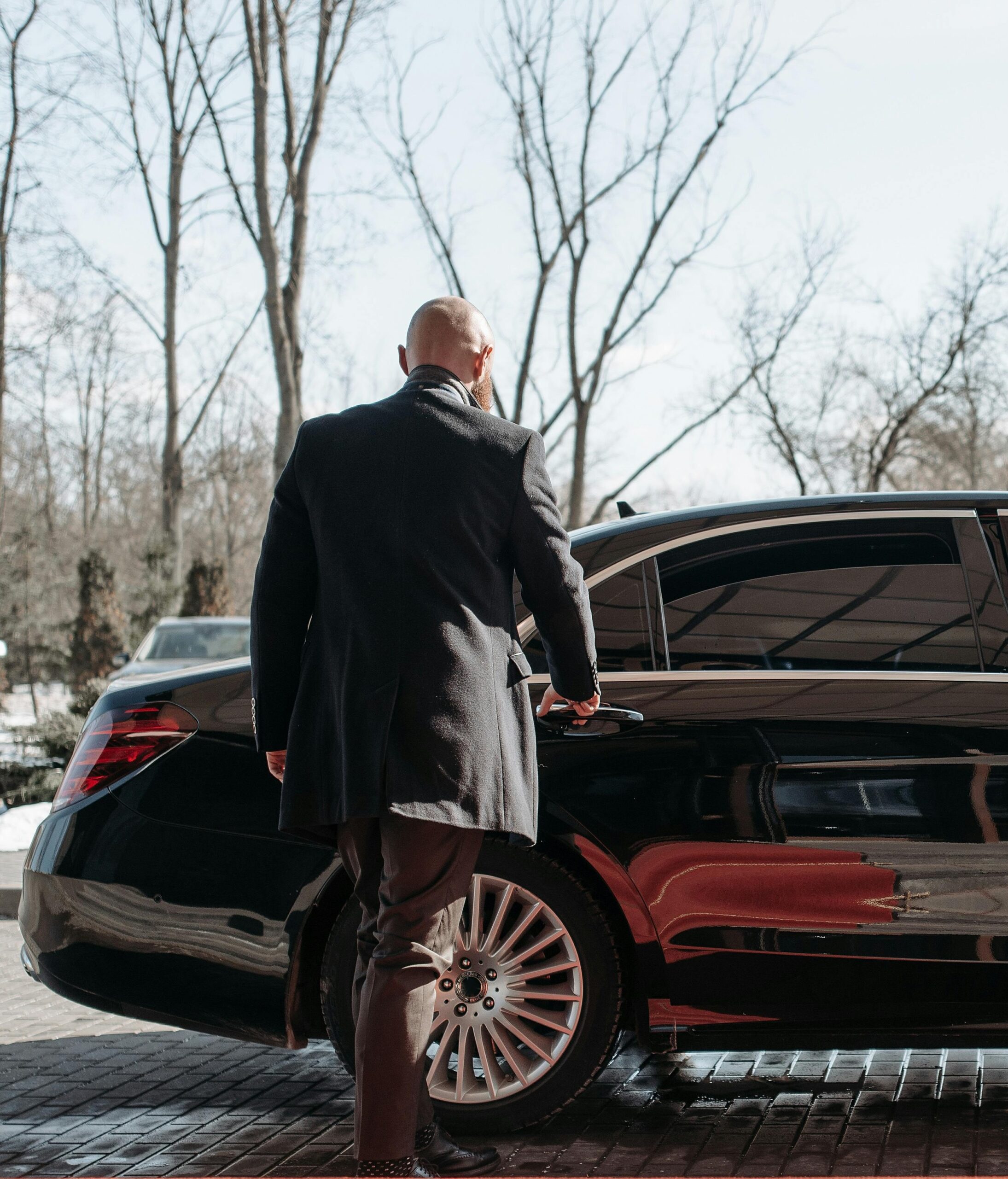 Taxi vs Chauffeur Service
